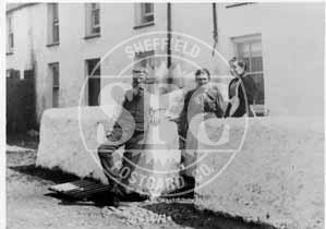 spc00422: Hughes Family, Rhosneigr